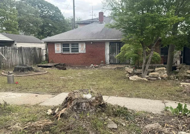 3rd image of 1380 Melrose Cv, Memphis, TN 38106 | MLS# 3260994