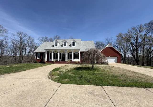 Homes for sale in Santa Fe, TN | 2852 New Hwy 7, Santa Fe, TN 38482 | MLS# 3261231