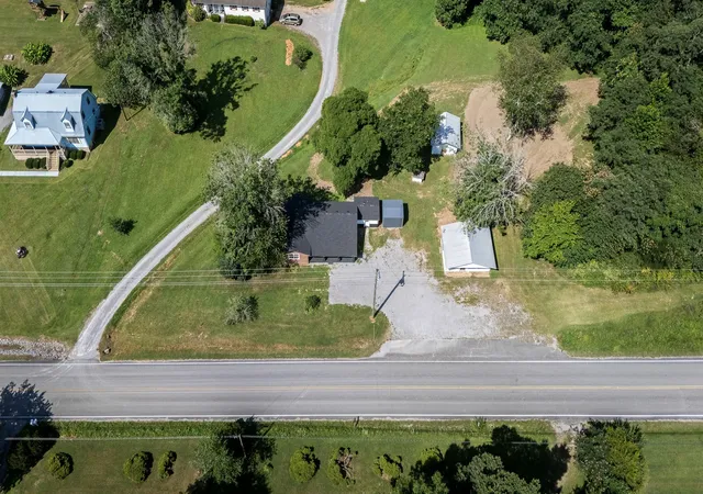 Homes for sale in Woodbury, TN | 738 Old Mcminnville Hwy, Woodbury, TN 37190 | MLS# 3261945