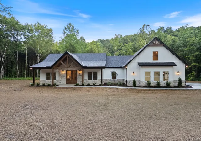 2nd image of 903 Furnace Hollow Rd, Dickson, TN 37055 | MLS# 3262706