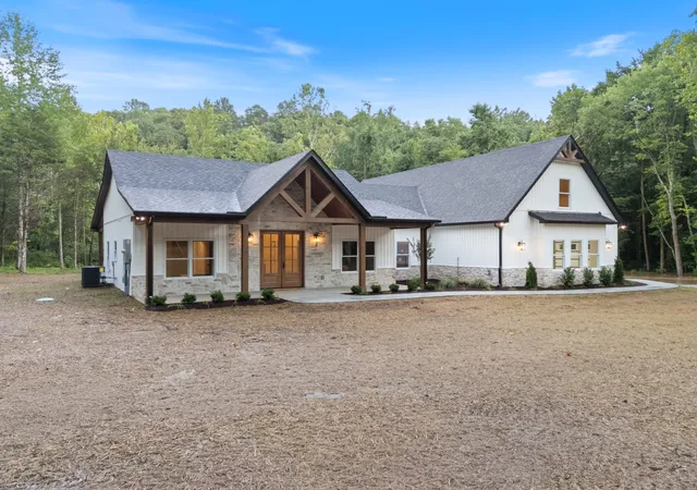 3rd image of 903 Furnace Hollow Rd, Dickson, TN 37055 | MLS# 3262706