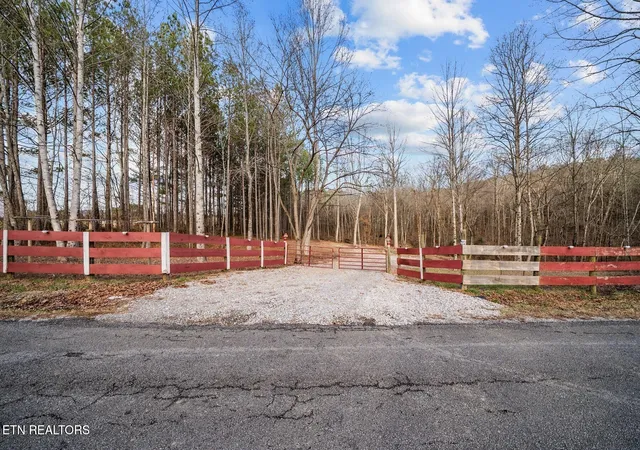 Photo 2 of Land for sale at 185 Mt Vernal Rd, Rockwood, TN 37854 | MLS# 3261077 | Listing updated on 2026-08-20