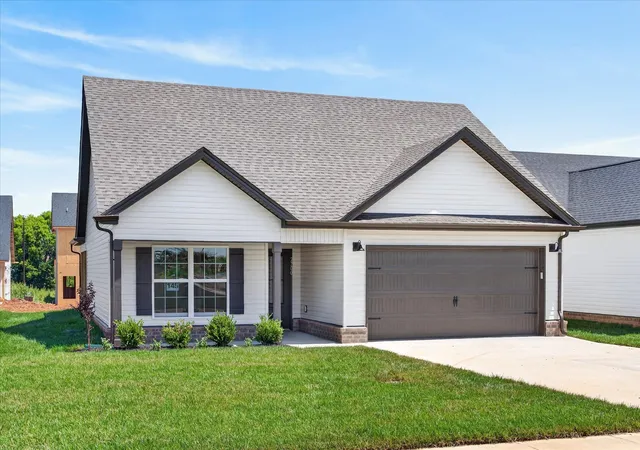 Homes for sale in Clarksville, TN | 2700 Brewster Dr, Clarksville, TN 37042 | MLS# 3262099
