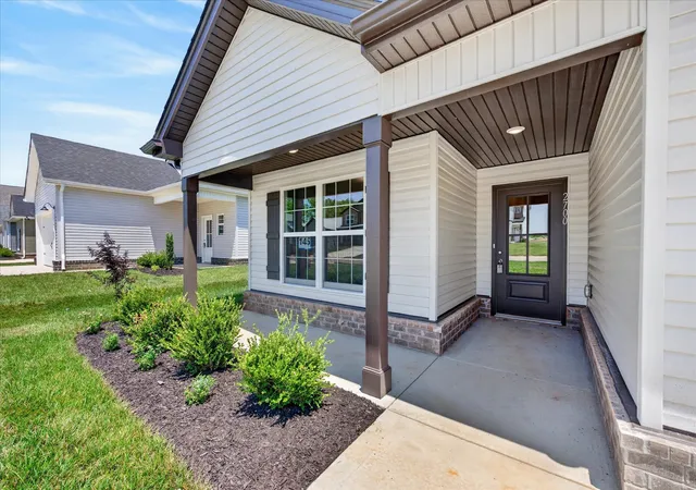 Homes for sale in Clarksville, TN | 2700 Brewster Dr, Clarksville, TN 37042 | MLS# 3262099