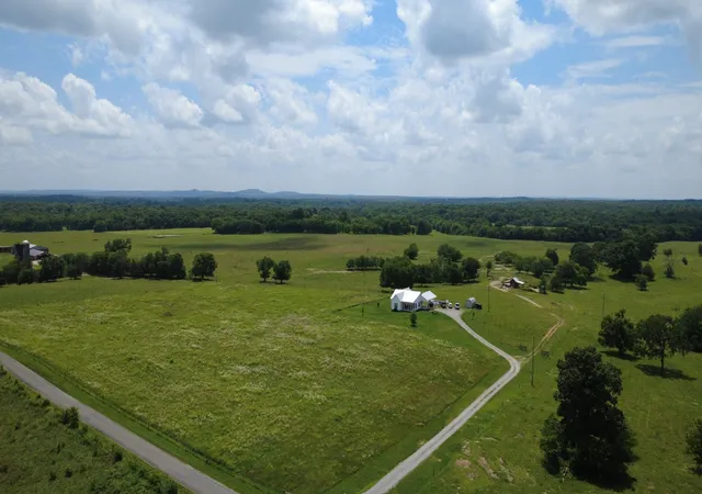 Homes for sale in Lewisburg, TN | 2829 Anes Station Rd, Lewisburg, TN 37091 | MLS# 3263427