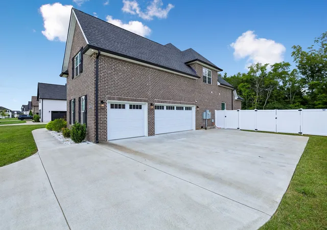 3rd image of 2614 Holly Springs Dr, Murfreesboro, TN 37128 | MLS# 3320235