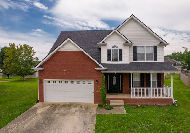 Homes for sale in Clarksville, TN | 3563 Neena Ct, Clarksville, TN 37042 | MLS# 3261222