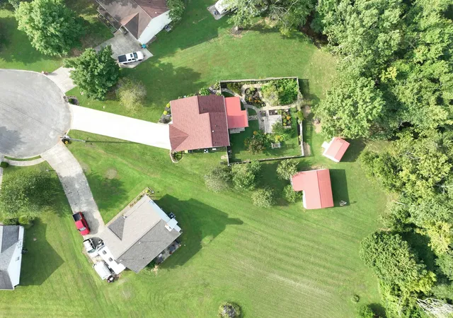 Photo 1 of Single family home for sale at 127 Pleasant Ln, White House, TN 37188 | MLS# 3592564 | Listing updated on 2026-10-05