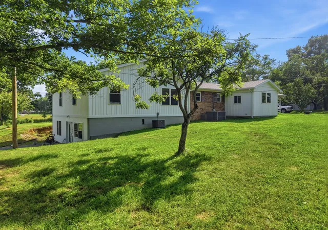 Homes for sale in Bloomington Springs, TN | 5759 Green Rd, Bloomington Springs, TN 38545 | MLS# 3261159