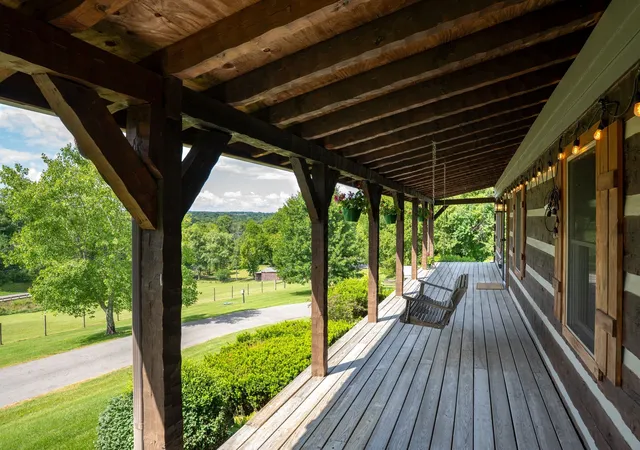 3rd image of 812 New Shackle Island Rd, Hendersonville, TN 37075 | MLS# 3272057