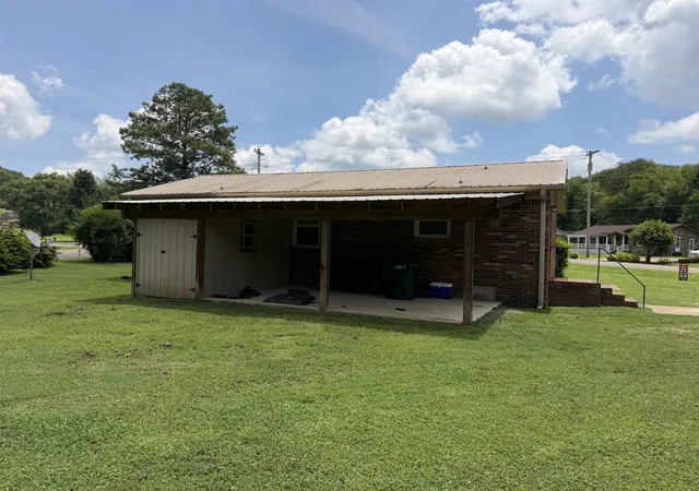 Photo 4 of Single family home for sale at 1365 Meadowbrook Dr, Pulaski, TN 38478 | MLS# 3261189 | Listing updated on 2026-08-14