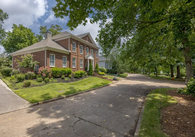 Photo 3 of Single family home for sale at 114 Dunham Springs Ln, Nashville, TN 37205 | MLS# 3270531 | Listing updated on 2026-08-20