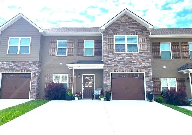 Photo 3 of Townhouse for sale at 967 Horse Mountain Rd #1E, Shelbyville, TN 37160 | MLS# 3269644 | Listing updated on 2026-08-14