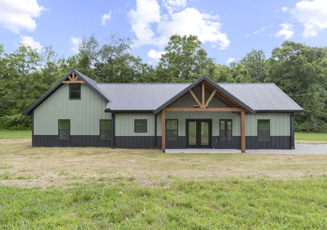 1st image of 2639 Lick Creek Road, Linden, TN 37096 | MLS# 3287993