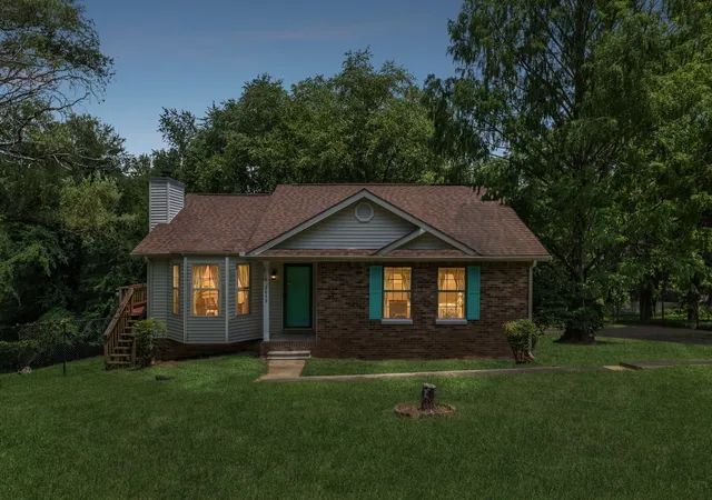 2nd image of 2649 Dotsonville Rd, Clarksville, TN 37042 | MLS# 3261384