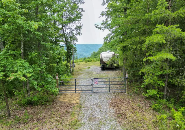 1st image of 722 Flat Top View Ln, Wilder, TN 38589 | MLS# 3262673