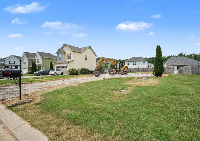 Homes for sale in Murfreesboro, TN | 1116 Selous Dr, Murfreesboro, TN 37128 | MLS# 3263425