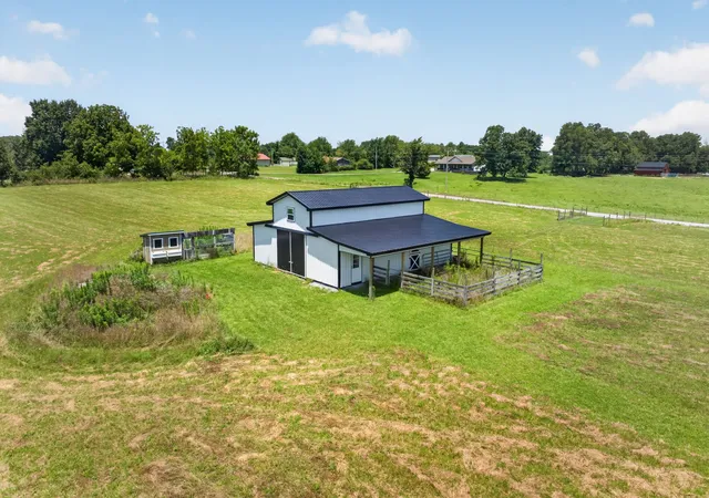 Homes for sale in Jamestown, TN | 4160 Standing Rock Rd, Jamestown, TN 38556 | MLS# 3262660