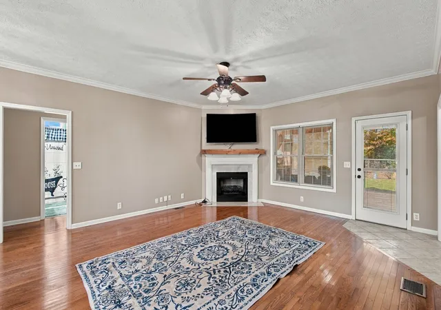 Photo 3 of Single family home for sale at 3017 Lana Ln, Greenbrier, TN 37073 | MLS# 3627577 | Listing updated on 2026-10-28