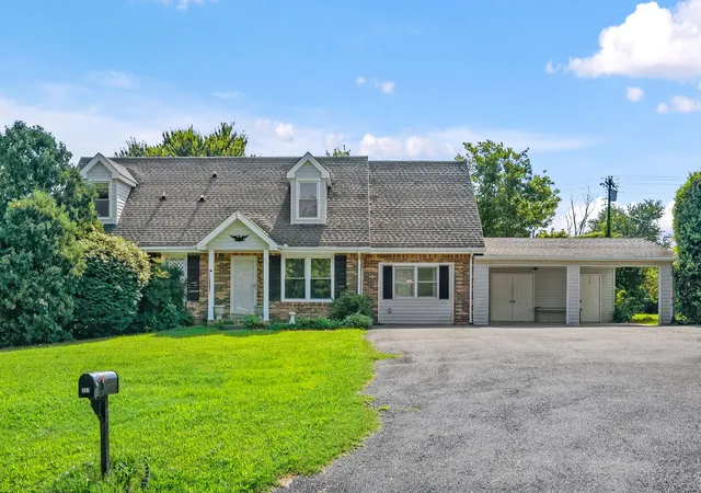 Homes for sale in Clarksville, TN | 337 Kelsey Dr, Clarksville, TN 37042 | MLS# 3261464