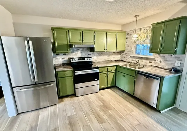 Homes for sale in Tullahoma, TN | 1600 N Washington St #16, Tullahoma, TN 37388 | MLS# 3262168