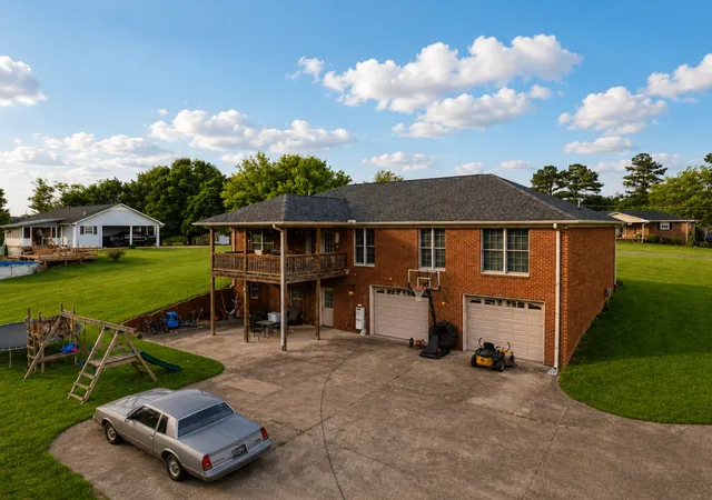 Homes for sale in Loretto, TN | 410 Eells St, Loretto, TN 38469 | MLS# 3261547