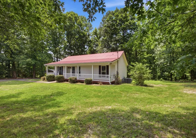 Homes for sale in Dickson, TN | 1466 W Grab Creek Rd, Dickson, TN 37055 | MLS# 3261551
