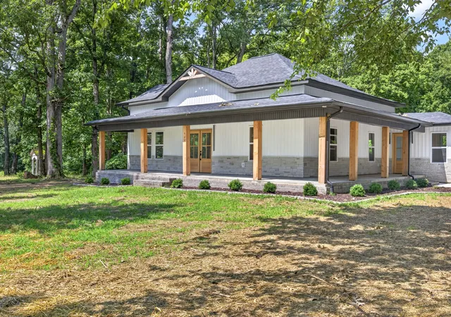 2nd image of 909 Hawkins Crawford Rd, Cookeville, TN 38501 | MLS# 3263434