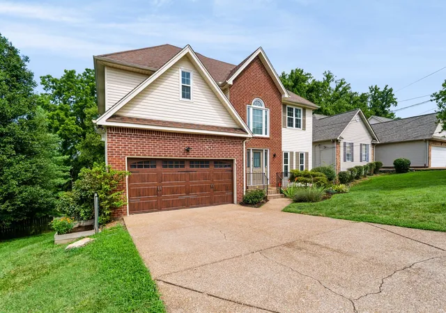 Photo 2 of Single family home for sale at 2764 Call Hl Rd, Nashville, TN 37211 | MLS# 3268780 | Listing updated on 2026-09-01
