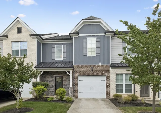 Photo 1 of Townhouse for sale at 1711 Barbourville Ln, Murfreesboro, TN 37129 | MLS# 3261540 | Listing updated on 2026-09-26