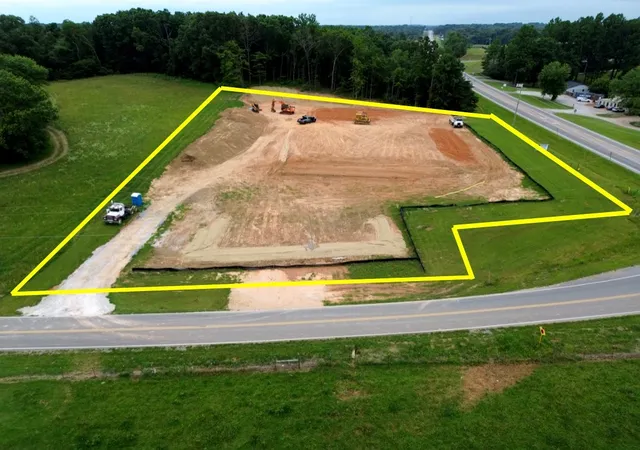1st image of 3005 Hwy 46 S, Dickson, TN 37055 | MLS# 3261935