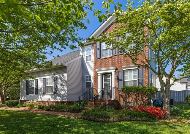 Photo 2 of Single family home for sale at 2290 Hayward Ln, Spring Hill, TN 37174 | MLS# 3261995 | Listing updated on 2026-10-05