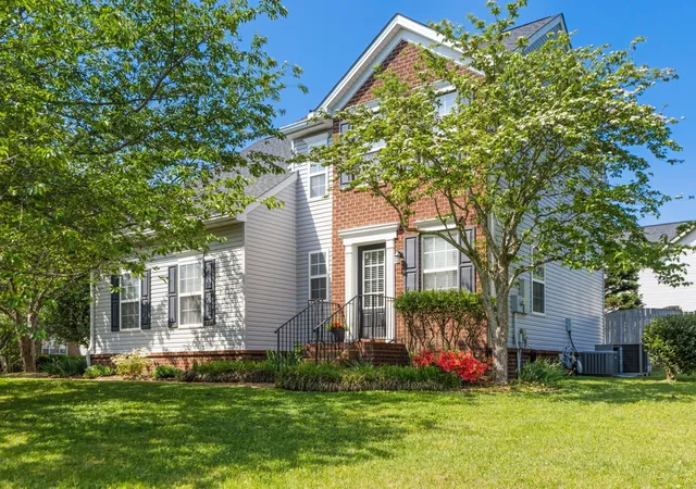 Photo 3 of Single family home for sale at 2290 Hayward Ln, Spring Hill, TN 37174 | MLS# 3261995 | Listing updated on 2026-10-05