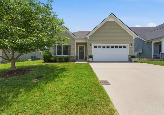 Homes for sale in Smyrna, TN | 217 Hourless Dr, Smyrna, TN 37167 | MLS# 3263290