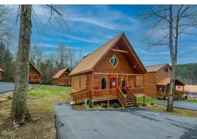 1st image of 124 White Oak Resort Way, Gatlinburg, TN 37738 | MLS# 3314622