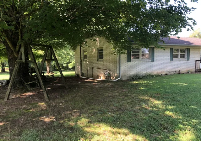 5th image of 1221 Ethridge Red Hill Rd, Lawrenceburg, TN 38464 | MLS# 3510727