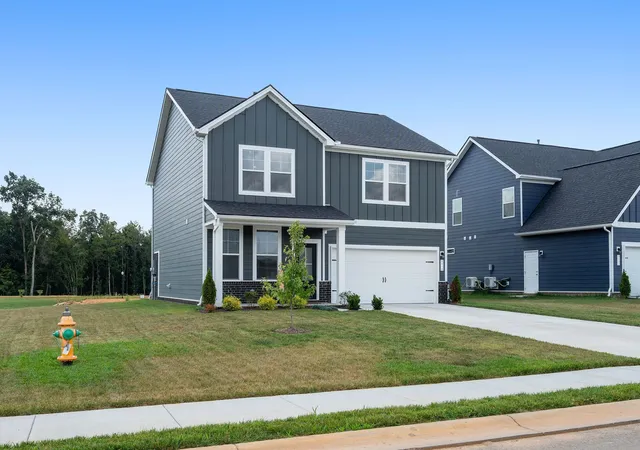 Photo 3 of Single family home for sale at 9016 Hutson Dr, White House, TN 37188 | MLS# 3262931 | Listing updated on 2026-08-23