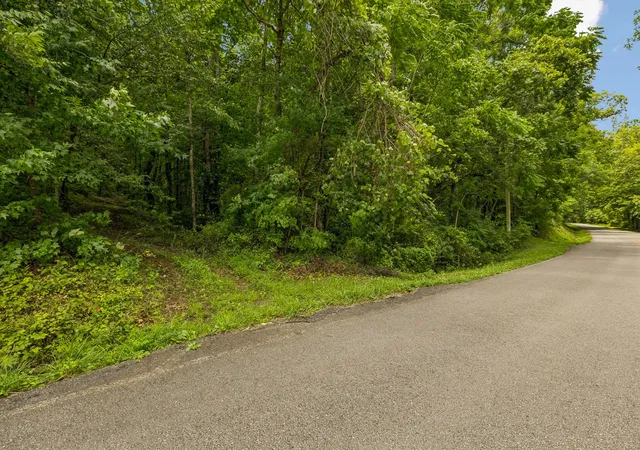Photo 2 of House for sale at 4876 Louise Crk Rd, Cunningham, TN 37052 | MLS# 3279286 | Listing updated on 2026-07-14