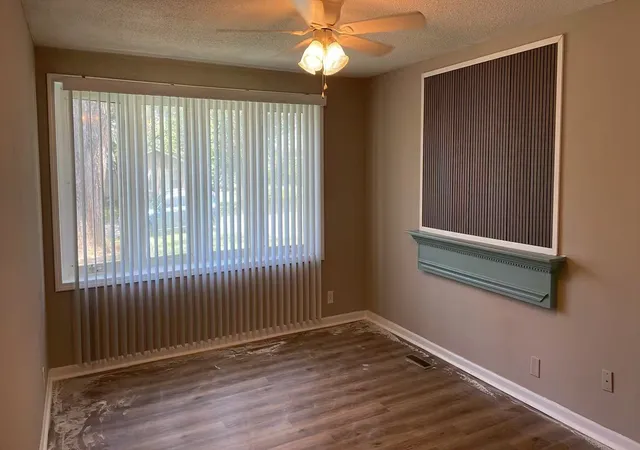 2nd image of 120 Story Book Dr, Clarksville, TN 37042 | MLS# 3271046