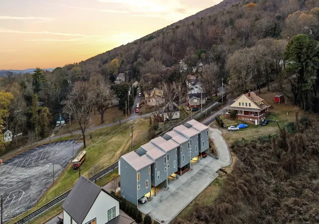Photo 41 of Townhouse for sale at 207 Old Mountain Rd, Chattanooga, TN 37409 | MLS# 3262030 | Listing updated on 2026-07-08