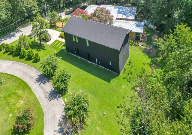 Photo 34 of Single family home for sale at 542 Alexander Dr, Chattanooga, TN 37415 | MLS# 3262029 | Listing updated on 2026-07-07