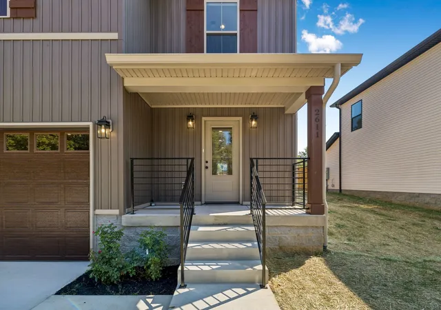 Photo 3 of Single family home for sale at 2611 Old Greenbrier Pike, Greenbrier, TN 37073 | MLS# 3596264 | Listing updated on 2026-09-24