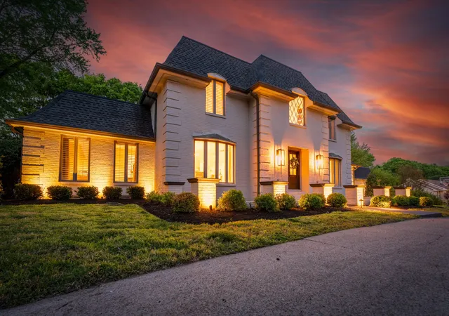 Photo 80 of Mansion for sale at 110 Poplar St, Franklin, TN 37064 | MLS# 3264118 | Listing updated on 2026-09-08
