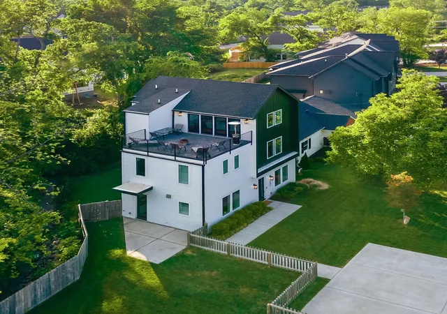 2nd image of 505 Croley Dr, Nashville, TN 37209 | MLS# 3263035
