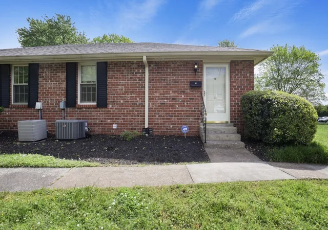 Homes for sale in Nashville, TN | 523 Harding Pl #12, Nashville, TN 37211 | MLS# 3262111