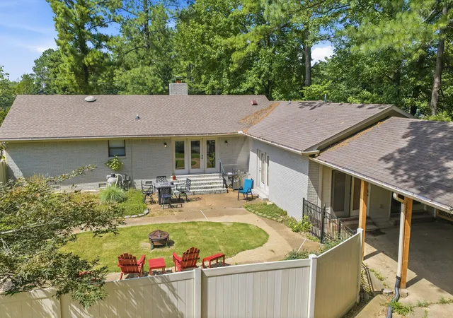 Homes for sale in Lexington, TN | 418 Deerwood Ln, Lexington, TN 38351 | MLS# 3262098