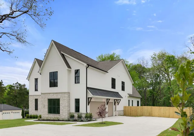3rd image of 706 Brook Hollow Rd, Nashville, TN 37205 | MLS# 3270488