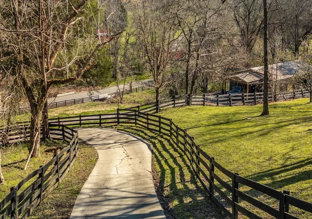 2nd image of 655 Cummings Ln, Cottontown, TN 37048 | MLS# 3262096