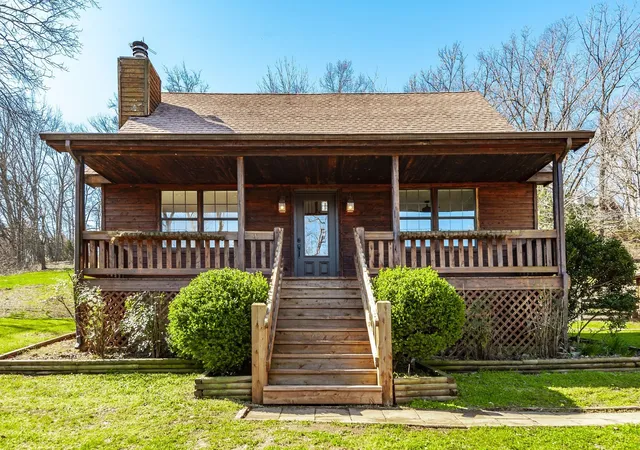Photo 4 of Sale Pending at 655 Cummings Ln, Cottontown, TN 37048 | MLS# 3262096 | Listing updated on 2026-09-18