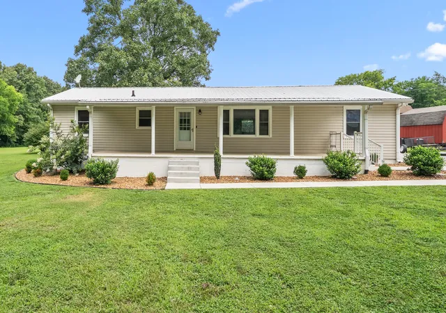 Homes for sale in Pelham, TN | 1017 Bell Mill Rd, Pelham, TN 37366 | MLS# 3262170